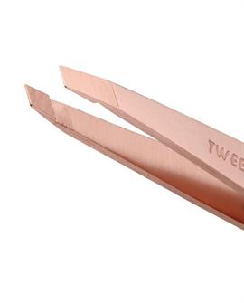 Tweezerman Slant Tweezer - Rose Gold hos parfumerihamoghende.dk 