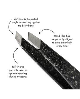Tweezerman Slant Tweezer - Sparkling Black hos parfumerihamoghende.dk 