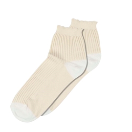 mp Denmark Vivian Short Socks 40/42 - Cream hos parfumerihamoghende.dk 