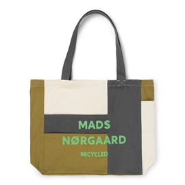 Mads Nørgaard Recycled Boutique Athene PW Bag  hos parfumerihamoghende.dk 