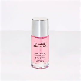 Le Mini Macaron Berry Bisous Nail Cuticle oil 10 ml hos parfumerihamoghende.dk 