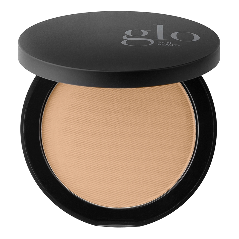 Glo Skin Beauty - Pressed Base - Honey Medium 9 g hos parfumerihamoghende.dk 