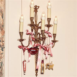 Vondels Glasornament Rød Pink Læbestift H11cm hos parfumerihamoghende.dk 