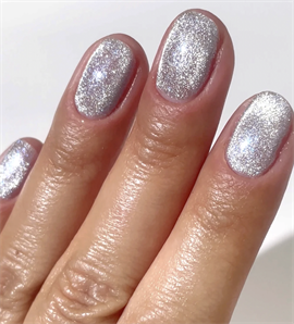 Le Mini Macaron Cat Eye Gel Polish (Magnet Medfølger) - Moon Beam  hos parfumerihamoghende.dk 