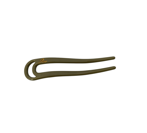 Pico Copenhagen Jolie Hair Pin – Khaki hos parfumerihamoghende.dk 