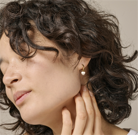 Enamel Copenhagen Amore Hoops hos parfumerihamoghende.dk 