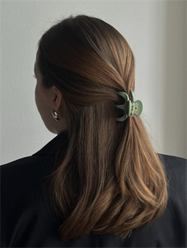 PICO Copenhagen Alberte Claw Hårklemme hos parfumerihamoghende.dk 