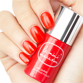 Le Mini Macaron Gel Neglelak - Cherry Red 8,5 ml hos parfumerihamoghende.dk