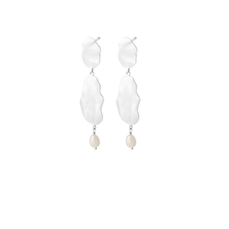 Pernille Corydon Drift Earrings 50mm hos parfumerihamoghende.dk 