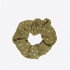 Sistie Scrunchie Green With Dots hos parfumerihamoghende.dk 