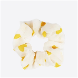Sistie Scrunchie White With Yellow Dots hos parfumerihamoghende.dk 