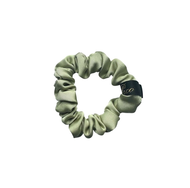 Pico Fine Cali Scrunchie hos parfumerihamoghende.dk 